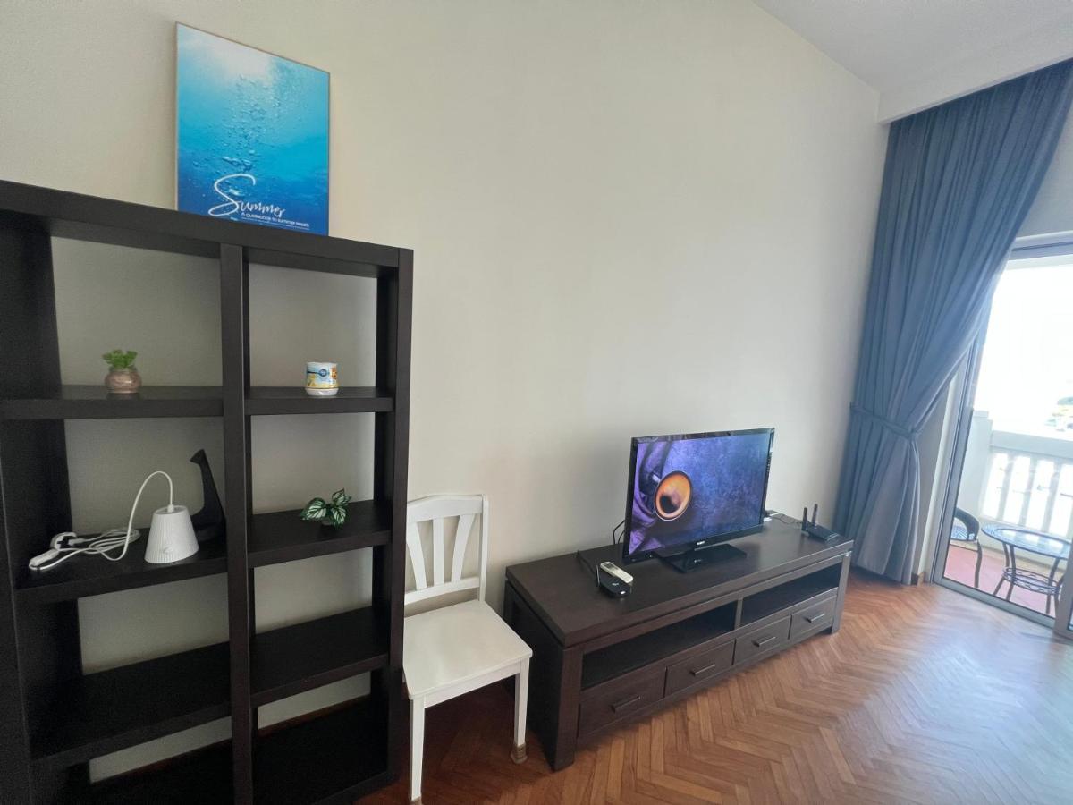 2Beds Seaview Straits Quay Comes With Carpark And Hothub Bagan Jermal Экстерьер фото